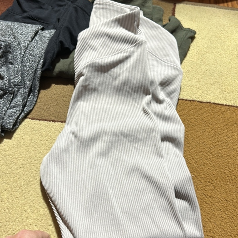 Leggings bundle - Picture 4 of 9